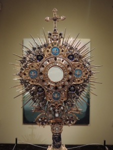 pv Monstrance